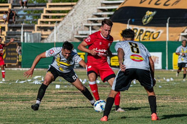 How Will AI Transform the Future of Automobiles in the UK?